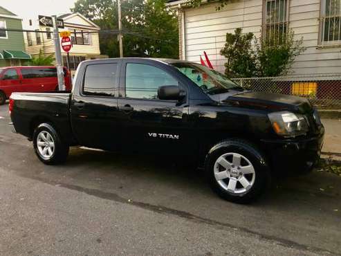 2009 Nissan titan 4x4 for sale in Jamaica, NY