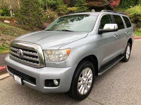 2011 Toyota Sequoia Platinum 4WD - Navi, DVD, 1owner, clean title for sale in Kirkland, WA