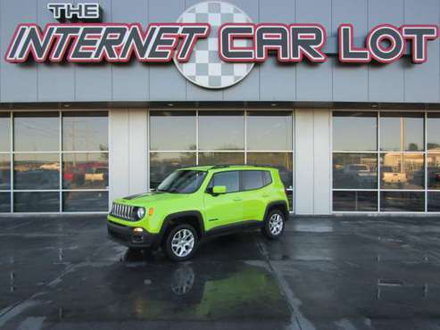 2017 *Jeep* *Renegade* *Latitude 4x4* Hypergreen Cle - cars & trucks... for sale in Omaha, NE