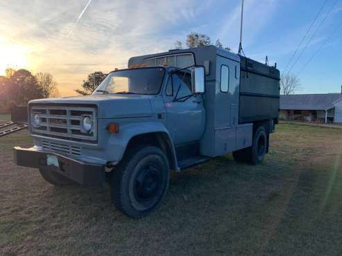 1986 GMC c7000 Chip Truck/Dump Truck - cars & trucks - by owner -... for sale in Willow Spring, NC