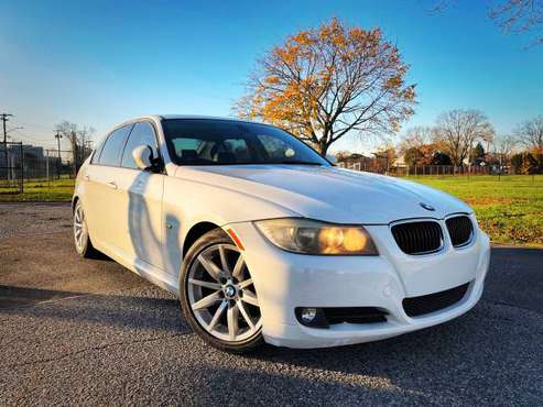 2011 BMW 328I RWD *CLEAN HISTORY / TITLE* - cars & trucks - by owner... for sale in South Ozone Park, NY
