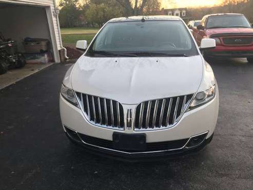 2011 Lincoln MKX Low Miles - cars & trucks - by owner - vehicle... for sale in Thompsons Station, TN