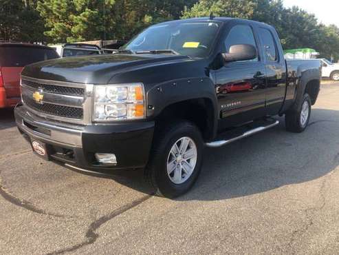 2011 Chevrolet Silverado 1500 LT 4x4 4dr Extended Cab 6.5 ft. SB < for sale in Hyannis, RI