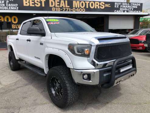 2015 TOYOTA TUNDRA SR5 4X4 LIFTED - - by dealer for sale in SUN VALLEY, CA