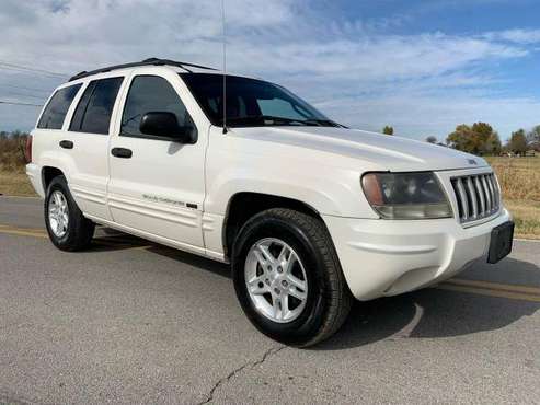 2004 Jeep Grand Cherokee Special Edition 4dr 4WD SUV - cars & trucks... for sale in Tulsa, OK