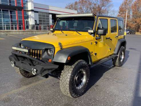 Attractive! 2008 Jeep Wrangler Unlimited X! 4x4! Clean Carfax! -... for sale in Ortonville, OH