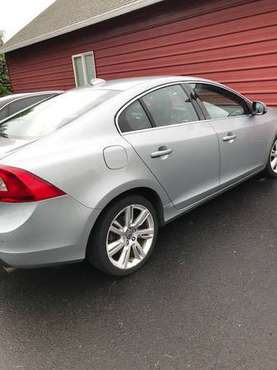 We are selling our 2011 Vovlo S60 for sale in Vancouver, OR