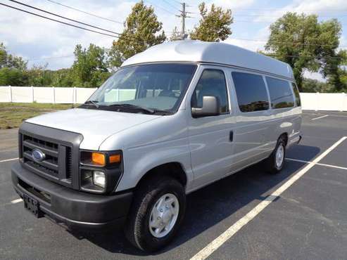 2008 FORD E-250 PASSENGER VAN! 1-OWNER, WHEEL CHAIR ACCESSIBLE!! for sale in PALMYRA, DE