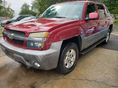 2004 Chevrolet Avalanche Z71 - cars & trucks - by owner - vehicle... for sale in Sicklerville, NJ