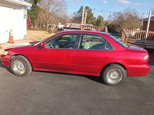 2000 Honda Accord LX - cars & trucks - by owner - vehicle automotive... for sale in Richmond , VA
