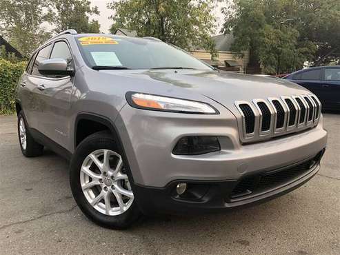 2018 Jeep Cherokee Latitude 4X4*CLEAN TITLE*SPORTY*SMOOTH*SUPER... for sale in Sacramento , CA
