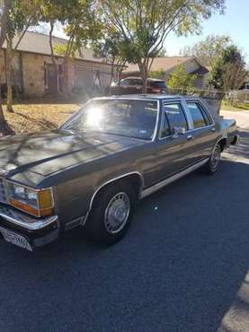 1986 LTD crown Victoria - cars & trucks - by owner - vehicle... for sale in Round Rock, TX