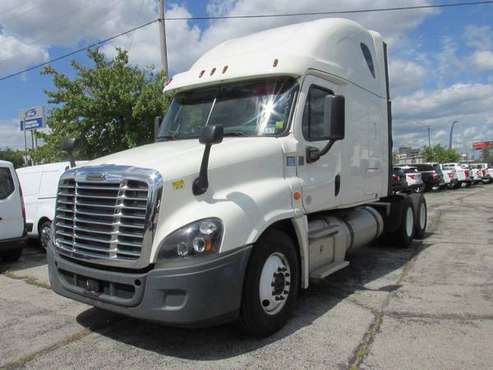 2017 FREIGHTLINER CASCADIA Truck - - by dealer for sale in southern IL, IL