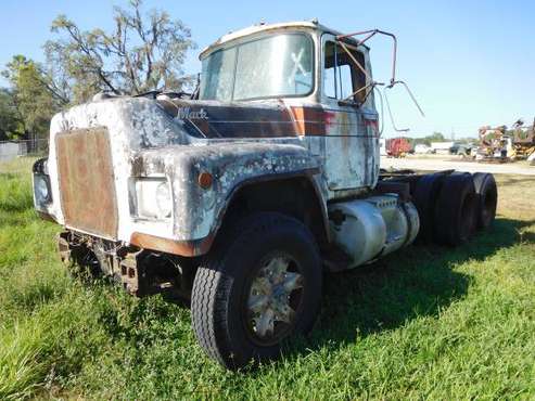MACK R-SEIES FOR PARTS for sale in Spring Hill, FL