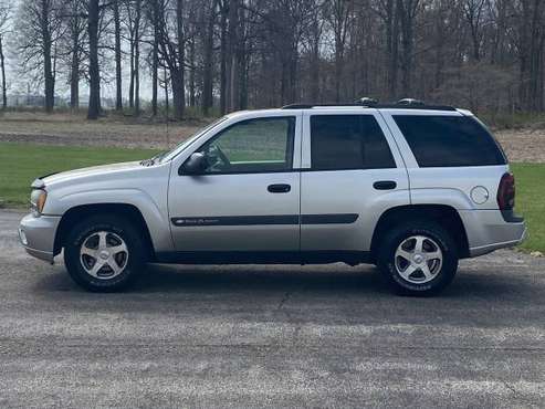 2004 Chevrolet Trailblazer LS 4X4 Southern Truck No Rust! Only 5450 for sale in Chesterfield Indiana, IN
