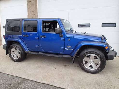 2010 Jeep Wrangler Unlimited, Sahara Edition, 6 cyl, auto, Hardtop, for sale in Chicopee, CT