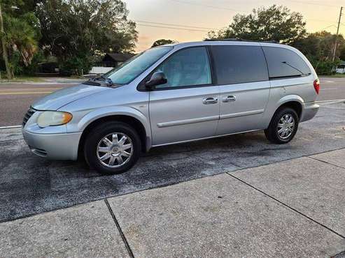 2006 Chrysler Town Country Touring Guaranteed Credit Appr - cars &... for sale in SAINT PETERSBURG, FL