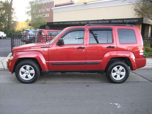 2009 Jeep Liberty - cars & trucks - by owner - vehicle automotive sale for sale in LOWER BURRELL, PA