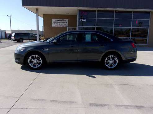 2015 FORD TAURUS SEL - cars & trucks - by dealer - vehicle... for sale in Cedar Rapids, IA