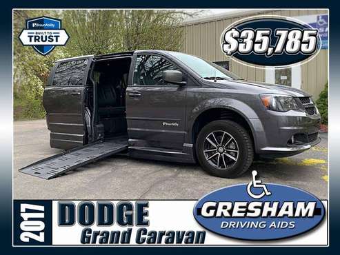Wheelchair/Handicap Accessible 2017 Dodge Grand Caravan GT - cars for sale in MI