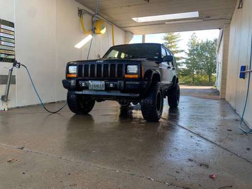 Jeep Cherokee Xj for sale in Ballwin, MO