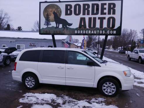 2009 chrysler town and country - cars & trucks - by dealer - vehicle... for sale in Princeton, MN