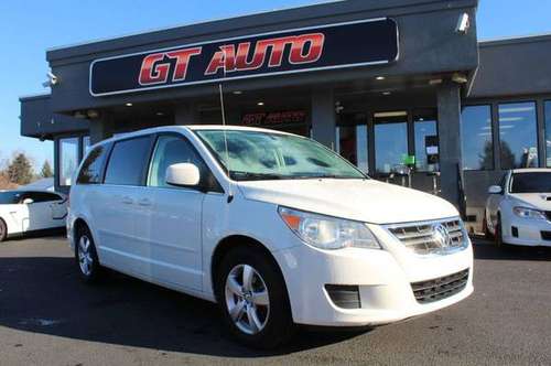 2010 Volkswagen Routan *SE Minivan with RSE Pkg and Stow n go* -... for sale in PUYALLUP, WA