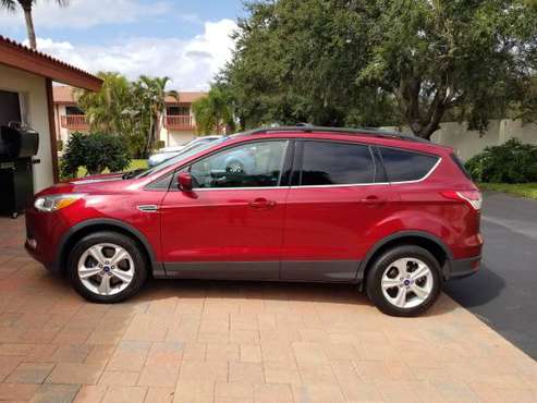 2016 Ford Escape SE - cars & trucks - by owner - vehicle automotive... for sale in Laurel, FL