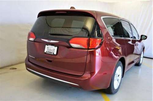 $425/mo 2020 Chrysler Pacifica Bad Credit & No Money Down OK - cars... for sale in Kenosha, WI
