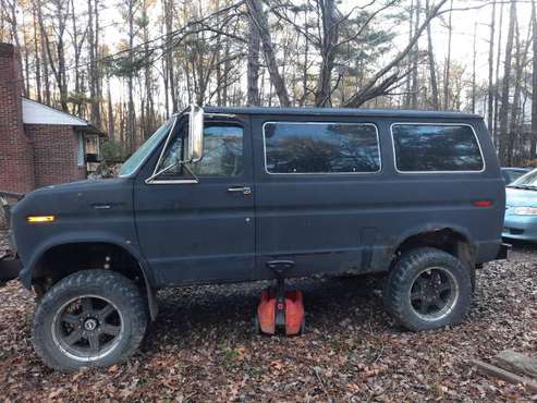 FORD 4X4 ECONOLINE VAN - cars & trucks - by owner - vehicle... for sale in Henrico, VA