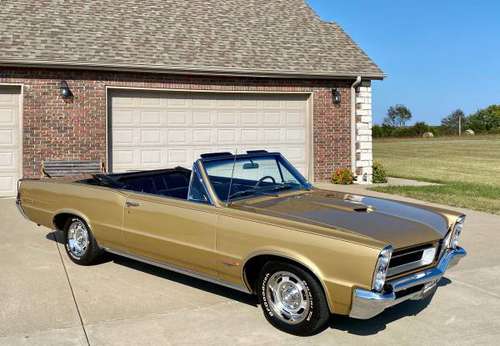 1965 Pontiac GTO Convertible - cars & trucks - by owner - vehicle... for sale in Chestnutridge, MO