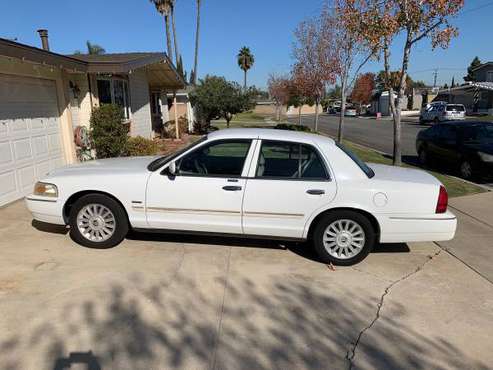 2009 Mercury Grand Marquis LS - cars & trucks - by owner - vehicle... for sale in Costa Mesa, CA