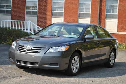 2008 TOYOTA CAMRY LE AS NEW FLORIDA CAR LOW MILES - cars & trucks -... for sale in Flushing, MI