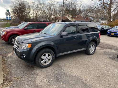 2009 Ford Escape XLT - cars & trucks - by dealer - vehicle... for sale in Irving, NY