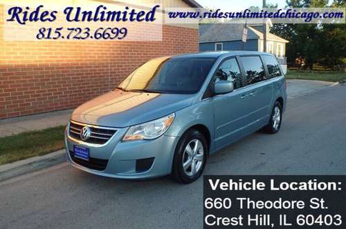 2009 Volkswagen Routan SE - cars & trucks - by dealer - vehicle... for sale in Crest Hill, IL