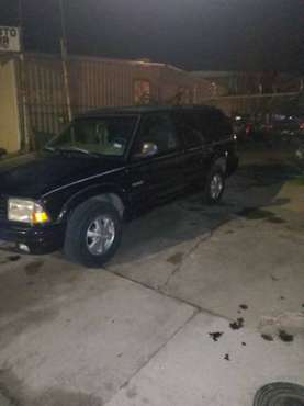 1998 Oldsmobile bravada - cars & trucks - by owner - vehicle... for sale in Wichita Falls, TX