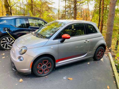 Very Rare 2016 Fiat 500e (ALL ELECTRIC) - cars & trucks - by owner -... for sale in Naples, NY