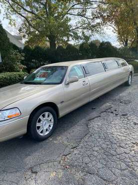 2008 LINCOLN STRETCH LIMOSINE - cars & trucks - by owner - vehicle... for sale in Cherry Hill, NJ
