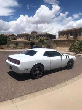 2010 Dodge Challenger V6 for sale in Phoenix, AZ
