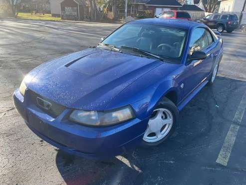 2004 FORD MUSTANG - cars & trucks - by dealer - vehicle automotive... for sale in Kenosha, WI