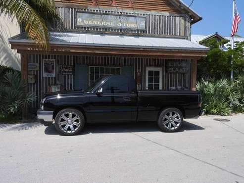 2007 Chevy Silverado Classic reg cab short bed pickup - cars & for sale in Key Largo, FL