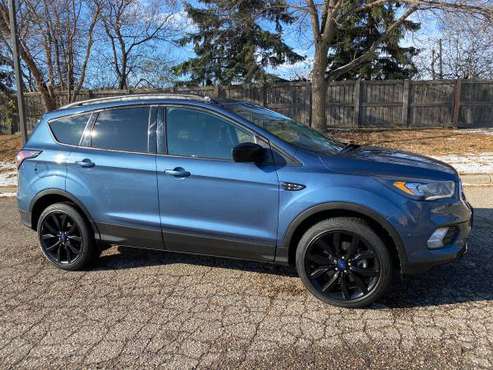 2018 Ford Escape SE 4WD - cars & trucks - by dealer - vehicle... for sale in Eden Prairie, MN