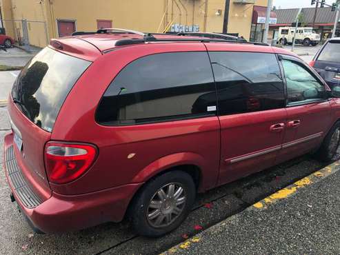 2005 Chrysler Town & Country Minivan for sale in Tacoma, WA