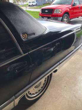 1994 Cadillac Fleetwood Brougham for sale in London, OH
