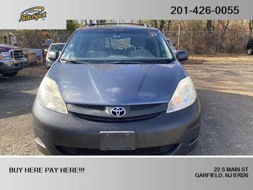2008 Toyota Sienna LE Minivan 4D EZ-FINANCING! - cars & trucks - by... for sale in Garfield, NY