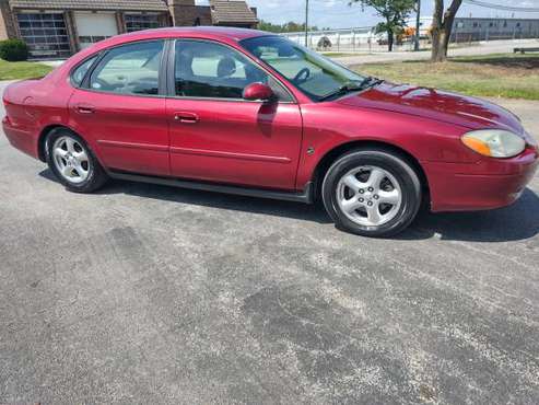 2002 FORD TAURUS 125K - cars & trucks - by owner - vehicle... for sale in Chicago, IL