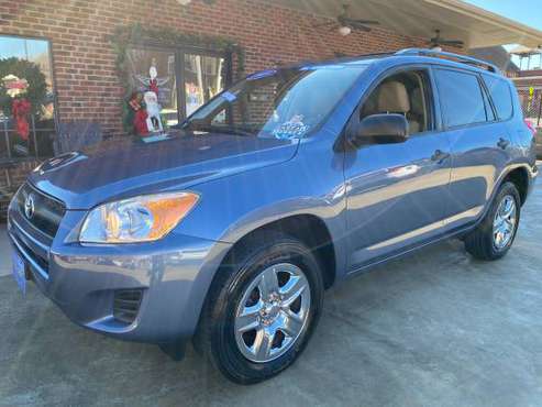 2009 TOYOTA RAV4 ONE OWNER 4X4 AUTOMATIC LIKE NEW - cars & trucks -... for sale in Erwin, TN