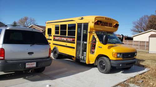 2003 Ford Mini bus, 7.3 Diesel - cars & trucks - by owner - vehicle... for sale in CHEYENNE, CO