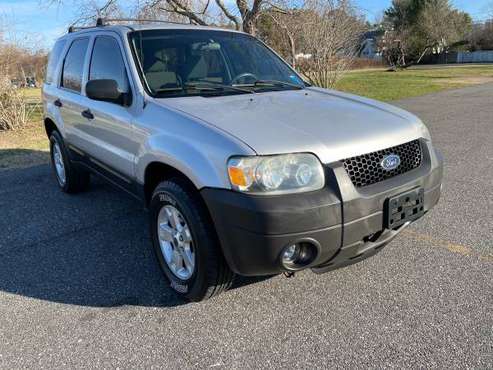 2006 Ford Escape XLT V6 4X4 Clean Runs New! - cars & trucks - by... for sale in Medford, NY