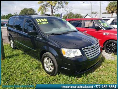 2009 CHRYSLER TOWN & COUNTRY TOURING**LEATHER**STOW & GO**LOADED** -... for sale in FT.PIERCE, FL